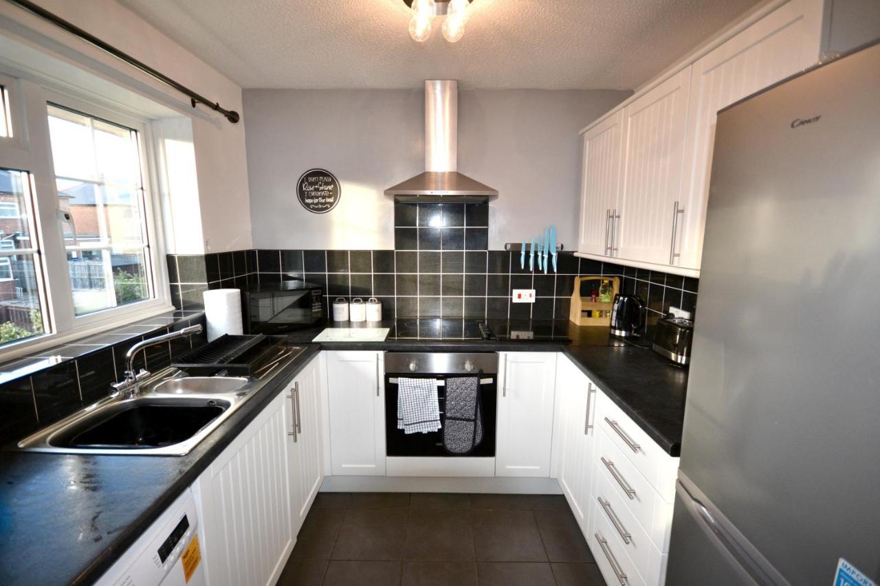Redmire - 2 Bed 1St Floor Flat Overlooking Green Darlington (Durham) Exterior foto